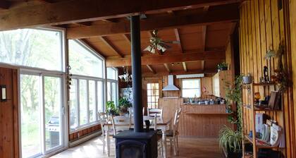 Serene house/chalet near Ottawa (Saint-Sixte)