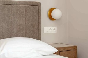 1 bedroom, iron/ironing board, travel crib, WiFi