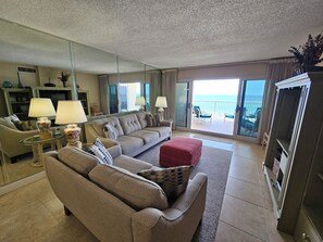 Smart TV, DVD player