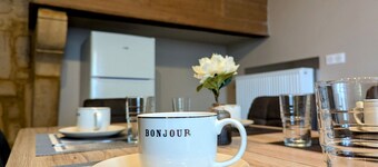 Spacious Country Retreat with Terrace, Garden, and Modern Amenities