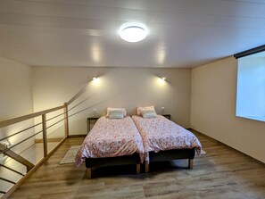 1 chambre, accès au Wi-Fi (inclus), literie fournie