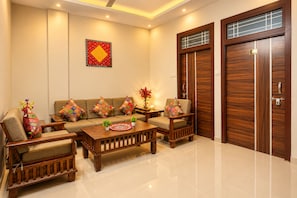 บริเวณนั่งเล่น