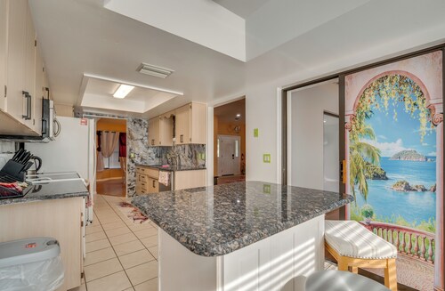 11 Mi to Dtwn: Ocala Home w/ Screened-in Lanai!