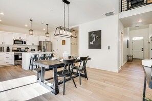 Apartment (5 Bedrooms) | Bahagian dalam