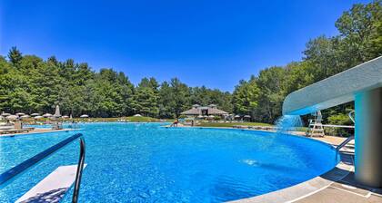 Hike, Golf & Explore: Pocono Pines Townhome
