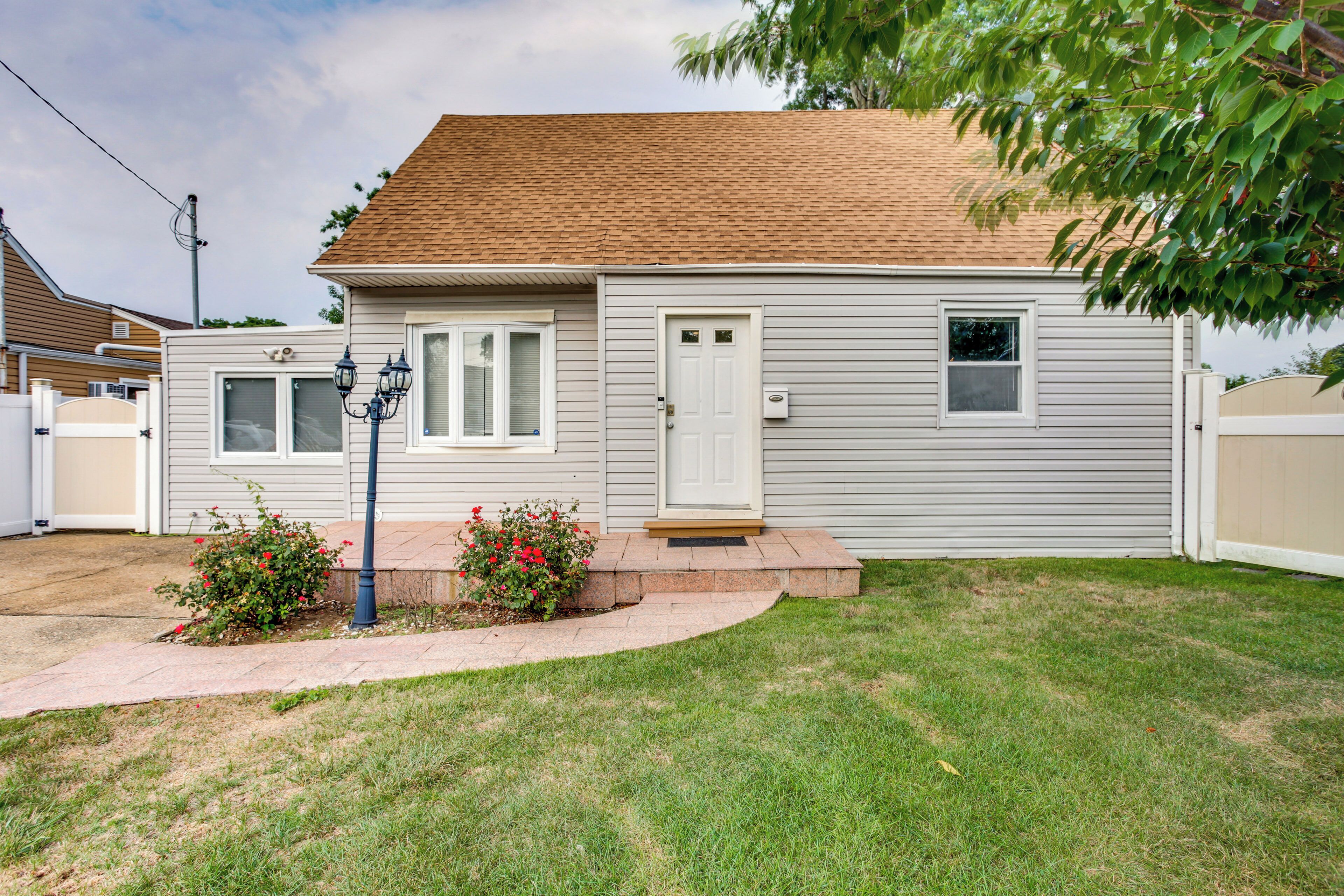 Rumah (2 Bedrooms) | Detail eksterior