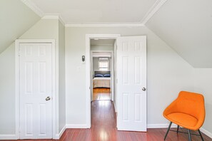 House (2 Bedrooms) | Interior - Long Island Duplex By Airport & Train (Valley Stream)