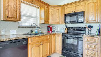 Casa (2 Bedrooms) | Interior