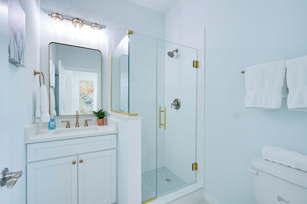 Walk To Beach! Waterfront Hudson Townhome - Hudson, FL