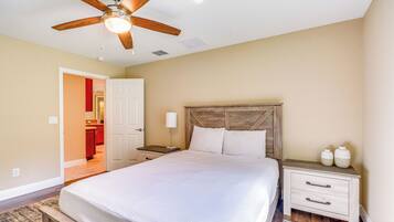 House (4 Bedrooms) | Bahagian dalam