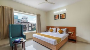 Deluxe Room | Peti besi dalam bilik, langsir/tirai gelap terus, kalis bunyi