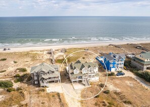 On the beach - Sun King II - 4x4 Carova Beach, Oceanfront, Ocean View, Elevator, Pool, Hot Tub, Pets Ok (4x4 - Carova Beach)
