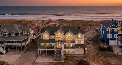 Sun King II - 4x4 Carova Beach, Oceanfront, Ocean View, Elevator, Pool, Hot Tub, Pets Ok