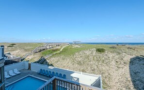 Property grounds - C9289 Sun King II. Oceanfront, Elevator, 4x4 Area, Pool, Hot Tub, Pets OK! (4x4 - Carova Beach)