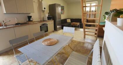 "La Dune" au centre-bourg prox commodités, marché quotidien, et pistes cyclables