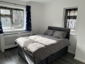 Apartment | 2 Schlafzimmer, kostenloses WLAN, Bettwäsche