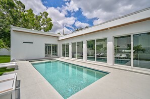 Ferienhaus, 3 Schlafzimmer | Pool | Beheizter Pool