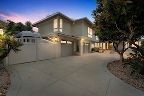 House, 4 Bedrooms | Exterior - Bouquet Cottage 4 Bedroom Home by RedAwning (Thousand Oaks)