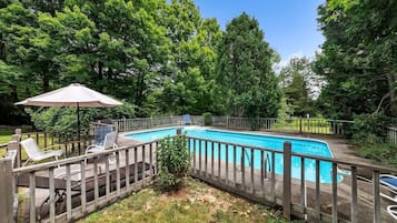 House, 3 Bedrooms | Pool