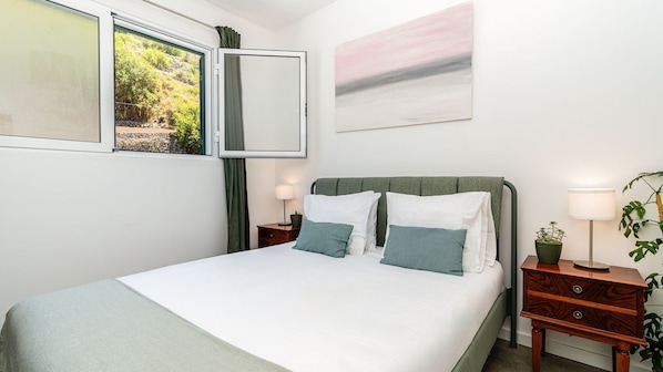 1 bedroom, iron/ironing board, travel crib, free WiFi