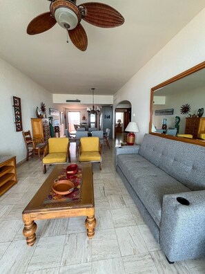 Living area -  Amazing condo on beachfront with incredible view (Nuevo Vallarta)