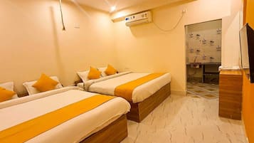 Classic Double or Twin Room | 1 bedroom, desk