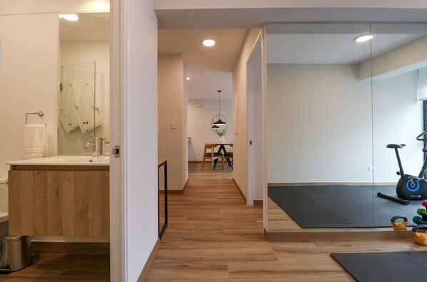 Apartment | 2 bedrooms, Internet - w Exceptional 2BR w Balcony in Miraflores (Lima)