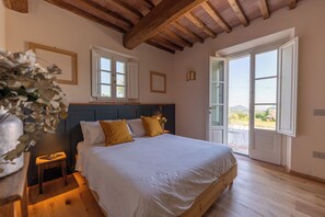 3 habitaciones, cuna de viaje, wifi y ropa de cama 
