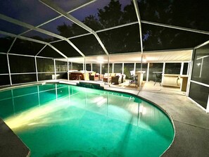 Beheizter Pool