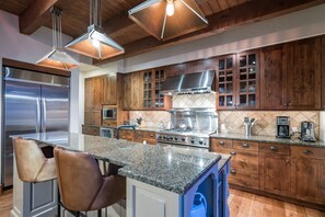 Fridge, microwave, oven, stovetop - Country Club Views by Curate Telluride-Hot tub, Ski Room, Bunkroom, HUGE spaces (Mountain Village)