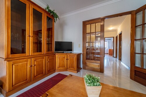 Vasco da Gama by House and People