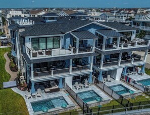 Exterior - Top Level Luxury BeachFront on Boardwalk, Roof Deck, Pool & Elevator! 6BR/7BA! (Ocean City)