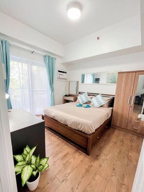 1 bedroom, desk, iron/ironing board, free WiFi - 1BR By The Airport @ Amani Grand Residences (Lapu-Lapu City)