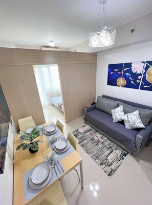 Smart TV - Fresh Cool 1BR place at Grass Tower2 16th floor (Quezon City)