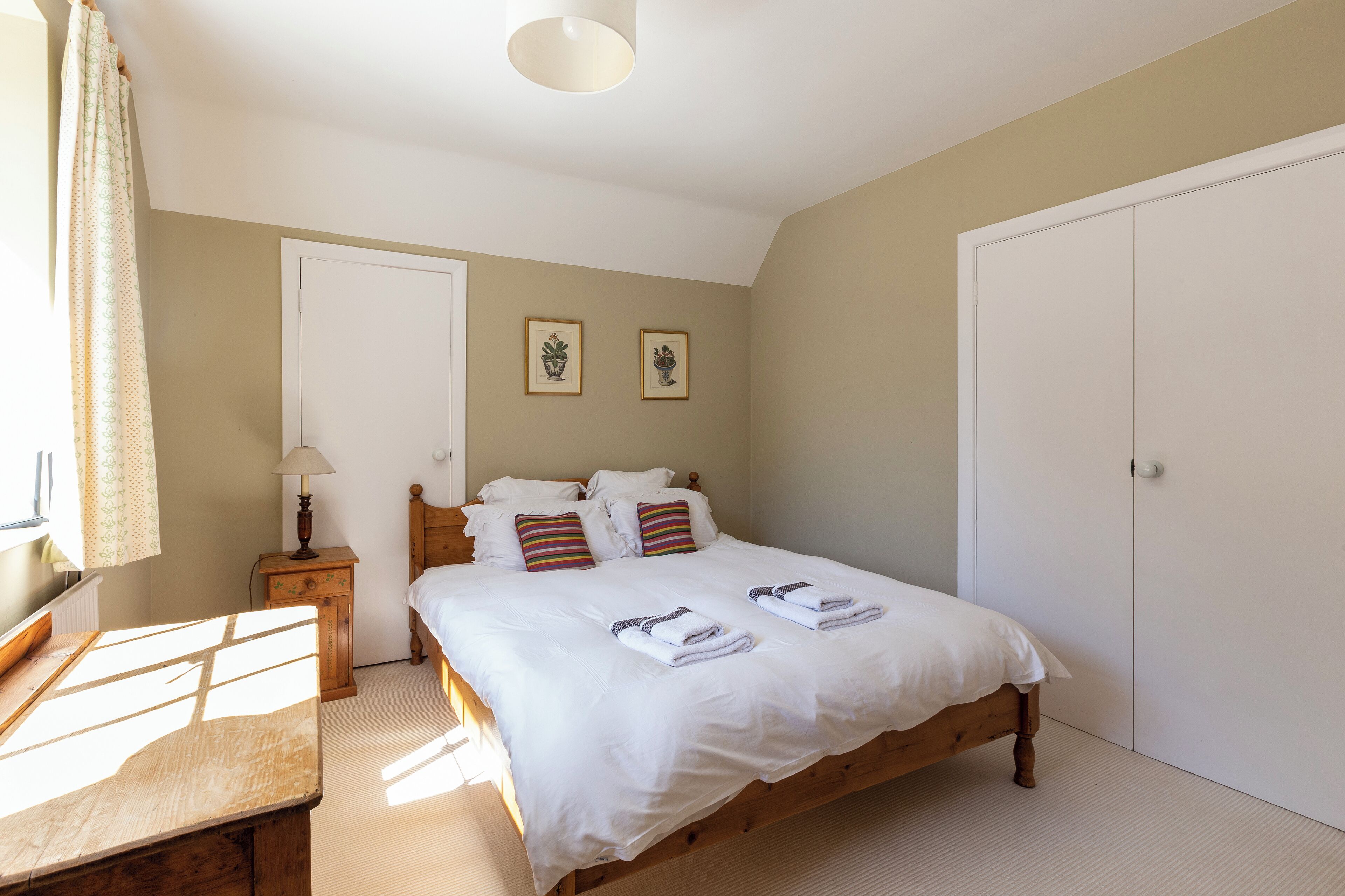 3 多间卧室、熨斗/熨衣板、免费 WiFi、床单