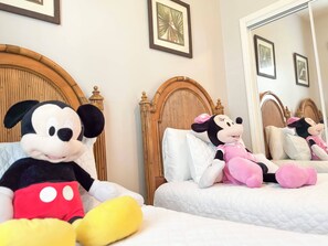3 habitaciones, cuna de viaje, wifi y ropa de cama 