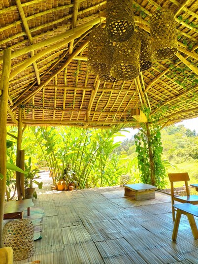 Canjahawon Nipa Hut Homestay