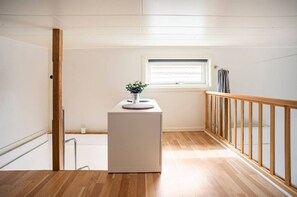 Interior - Modern Guest House, Near the Beach on Öckerö (Västra Götalands län)