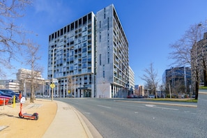 Exterior - Modern Comfort in Canberra`s City Center (Canberra)