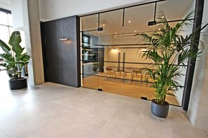Apartment | Interior - Manchester Terrace Retreat-cinema & Free Parking (Manchester)