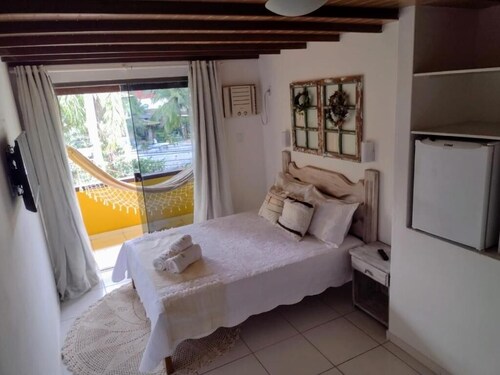 Ficamos Perto da Famosa da Praia de Geribá e a 2 km do Centro de Búzios