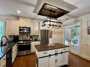 Fridge, microwave, oven, stovetop - Secluded Melrose Getaway • No Fees • Sleeps 12!
(Daufuskie Island)