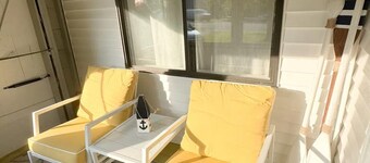 3-bedroom house in pleasant Ellsworth with AC, WiFi. Enjoy a cozy stay