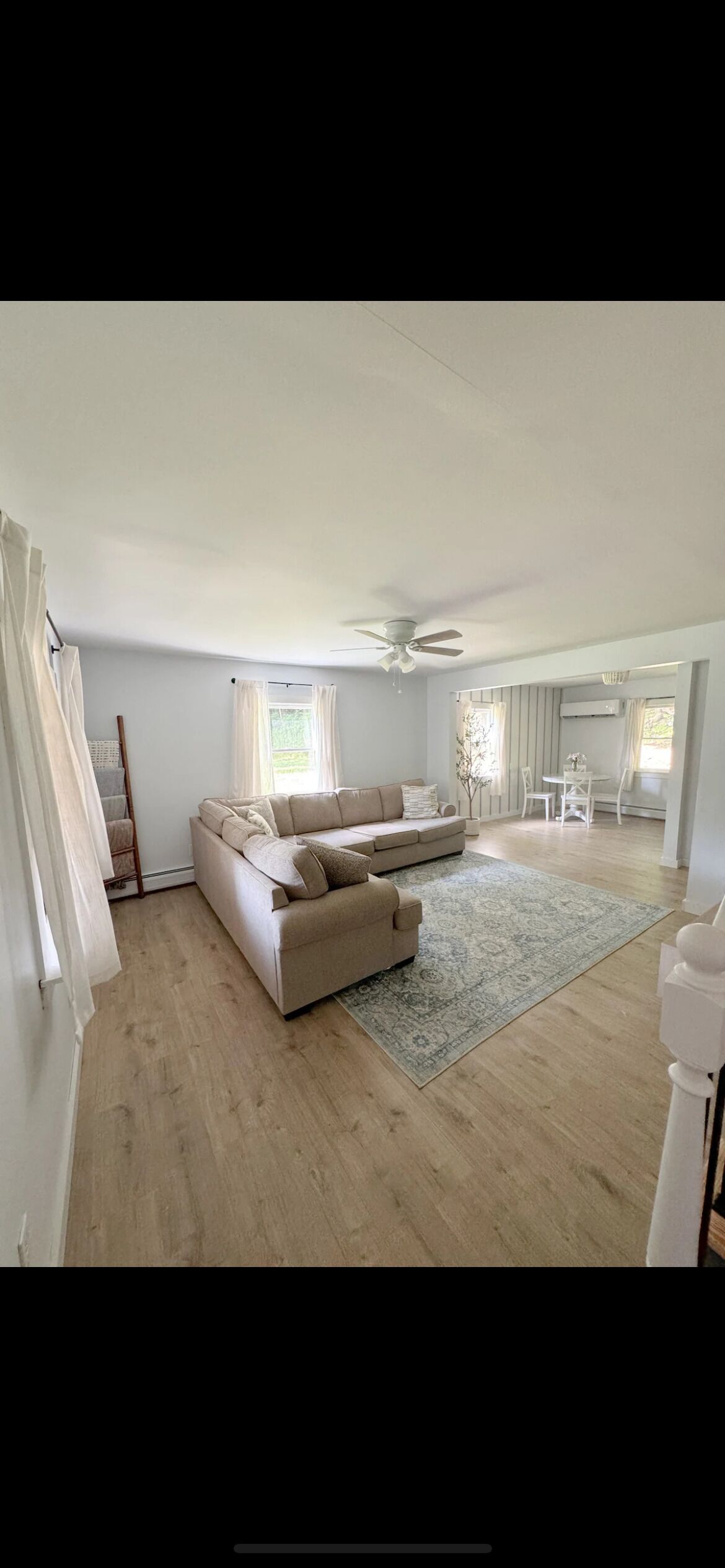 3-bedroom house in pleasant Ellsworth with AC, WiFi. Enjoy a cozy stay