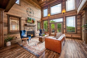 Smart-TV, Kamin, Videospiele, Tischfußball