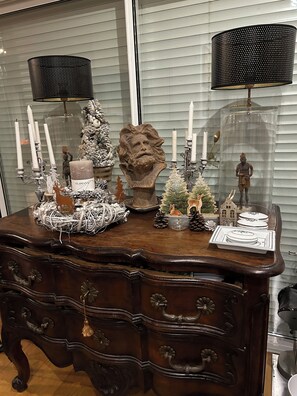 Interior - Entre mer et Foret Propriété, Atypique, Avec Piscine Chauffée , Animaux Acceptés (Auriol)