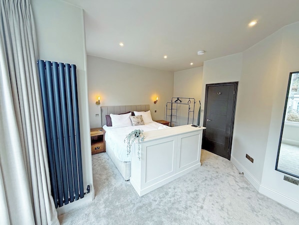 3 bedrooms, free WiFi, bed sheets
