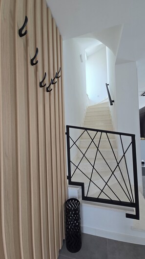 Interior - Luxury 4-bedroom villa with massage jets and Heated Swimming pool. (Kaštel Sucurac)