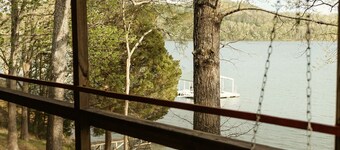 Luxe Pickwick Cabin: Exclusive Waterfront, 3+ Private Acres & Custom Interiors
