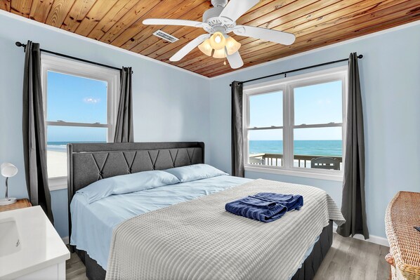 3 多间卧室、免费 WiFi、床单